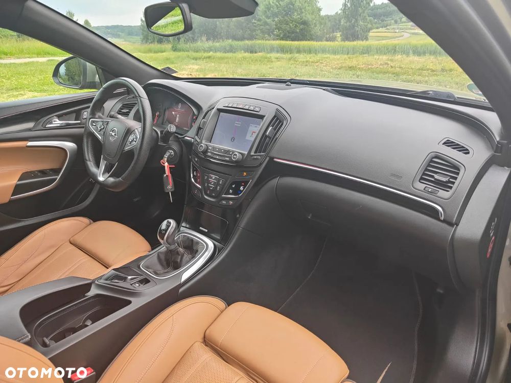 Opel Insignia 2.0 ECOTEC DI Turbo 4x4 Country Tourer ec - 20