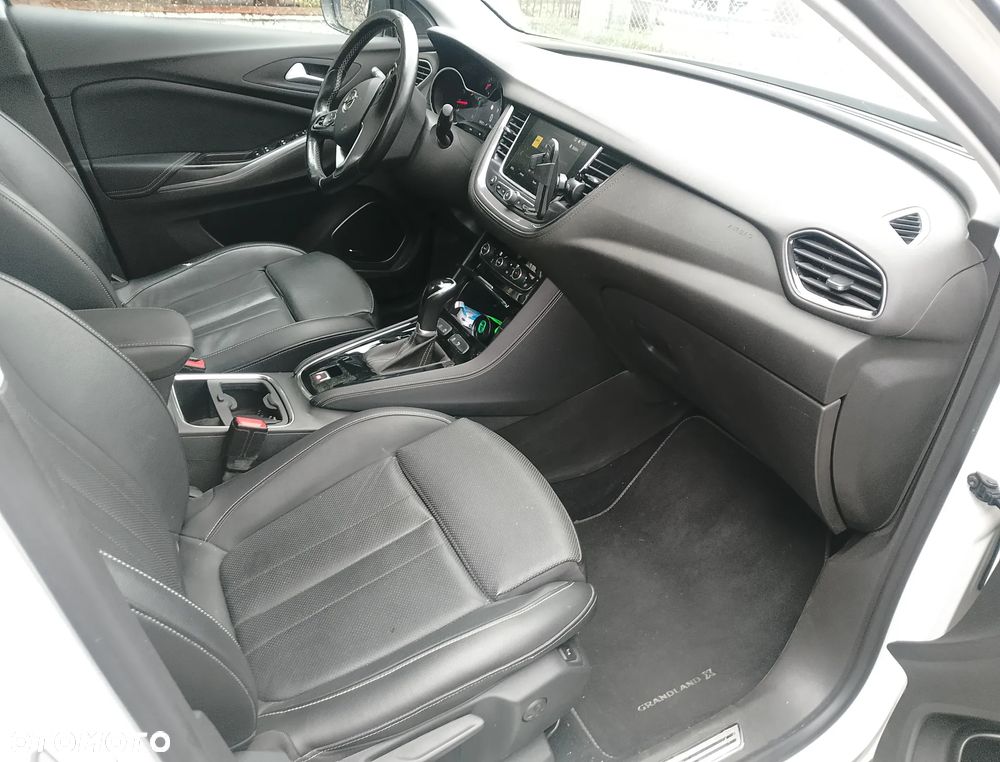Opel Grandland X - 12