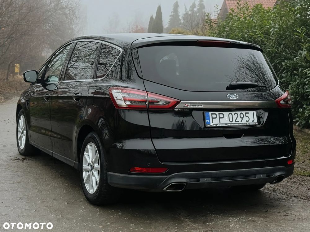 Ford S-Max 2.0 TDCi Titanium PowerShift - 8