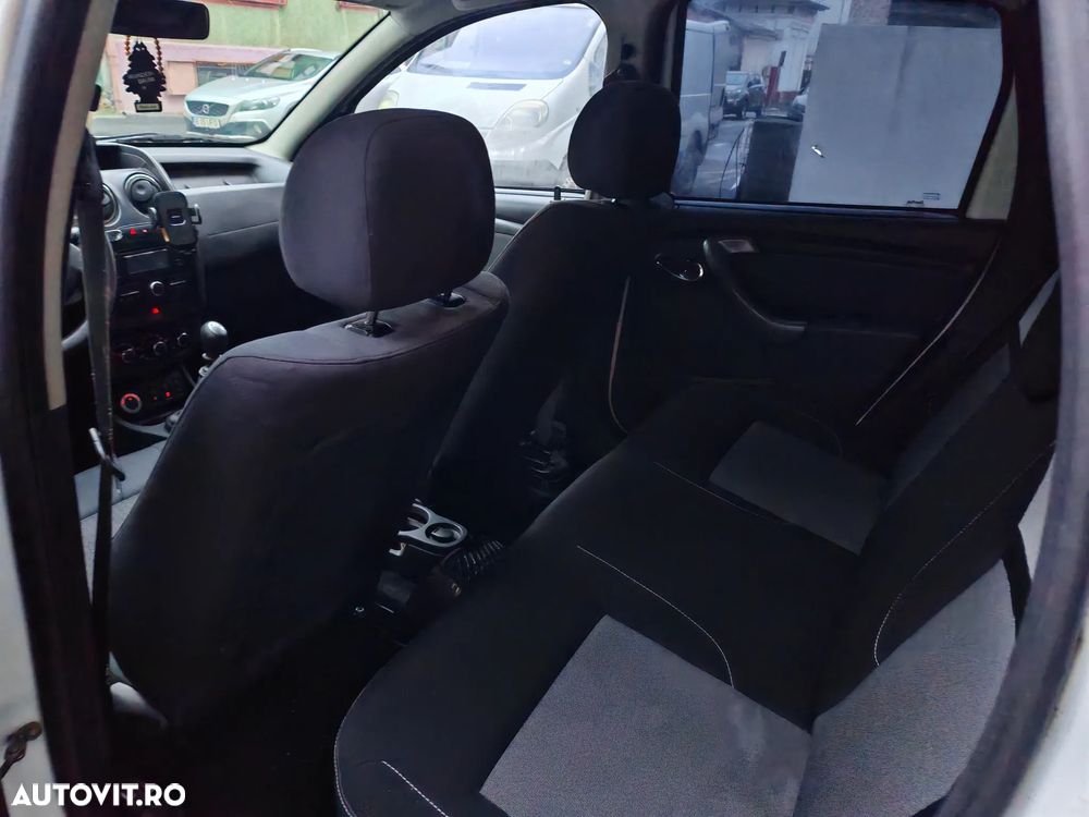 Dacia Duster 1.5 dCi 4x4 Ambiance - 5