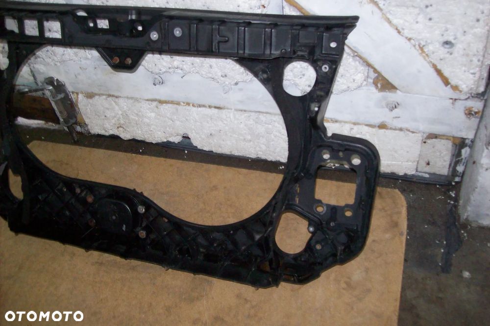 pas przedni czołówka audi a6 c6 - 2