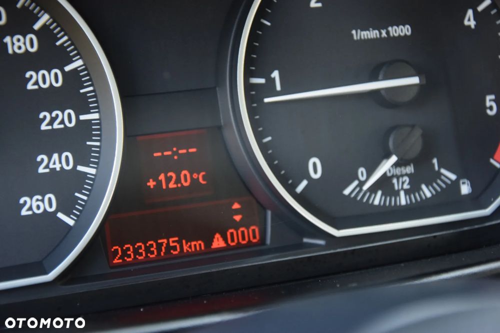 BMW Seria 1 120d DPF Edition Lifestyle - 33