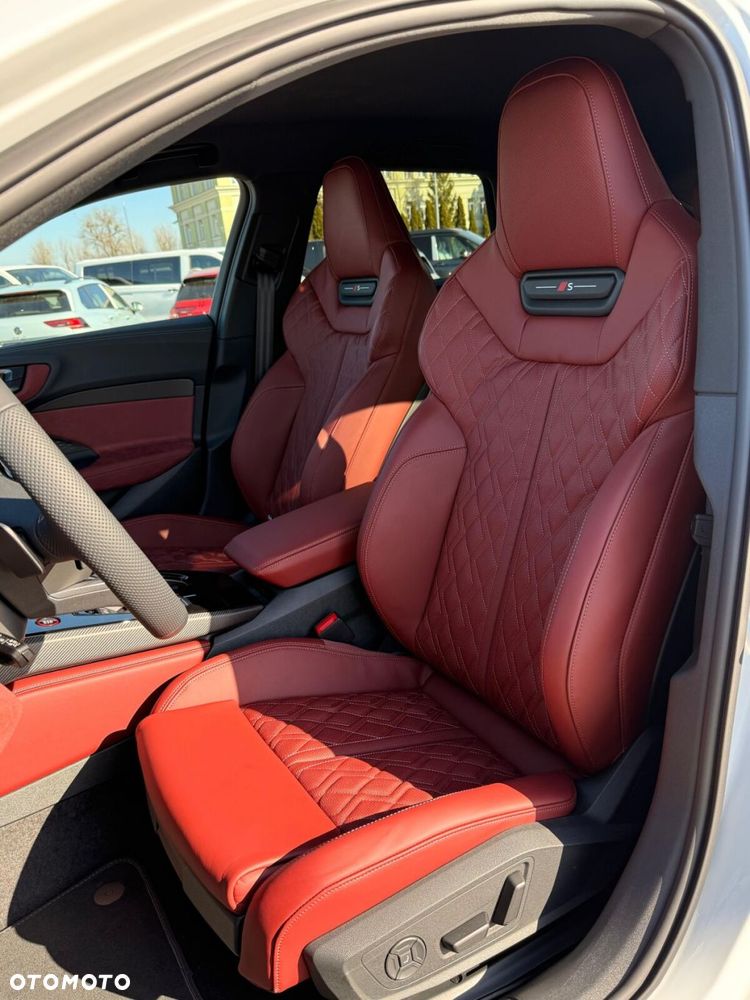 Audi S5 Avant - 33