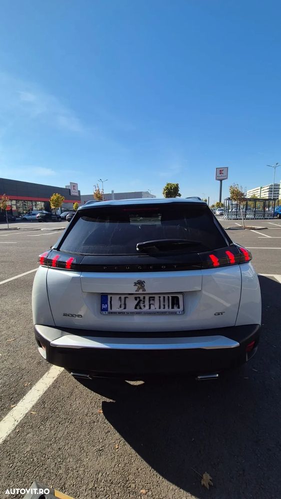 Peugeot 2008 1.2 PureTech EAT8 STT GT Pack - 3