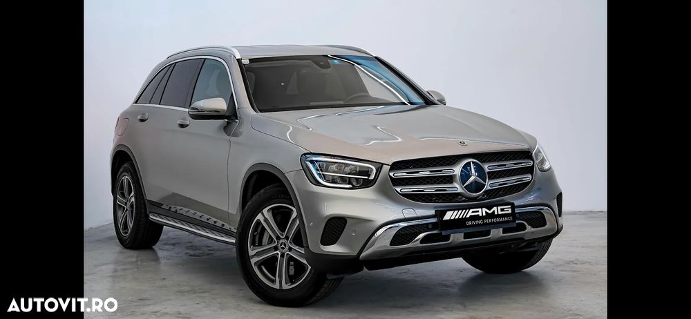 Mercedes-Benz GLC 300 e 4MATIC - 3