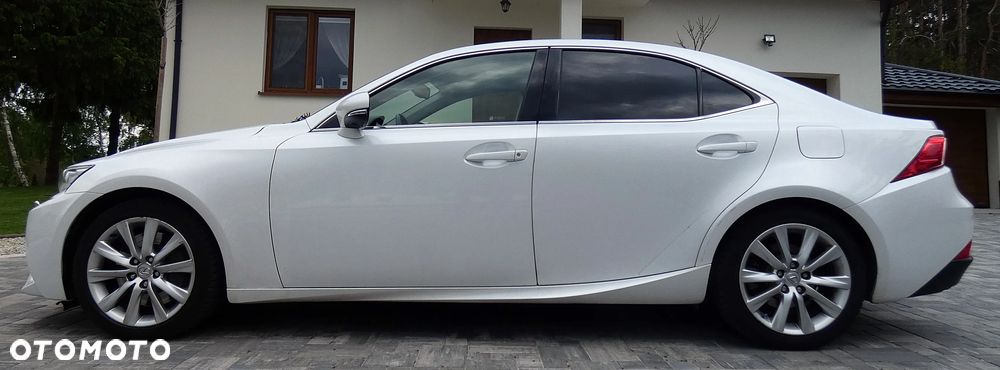 Lexus IS 200t / 300 Black - 4