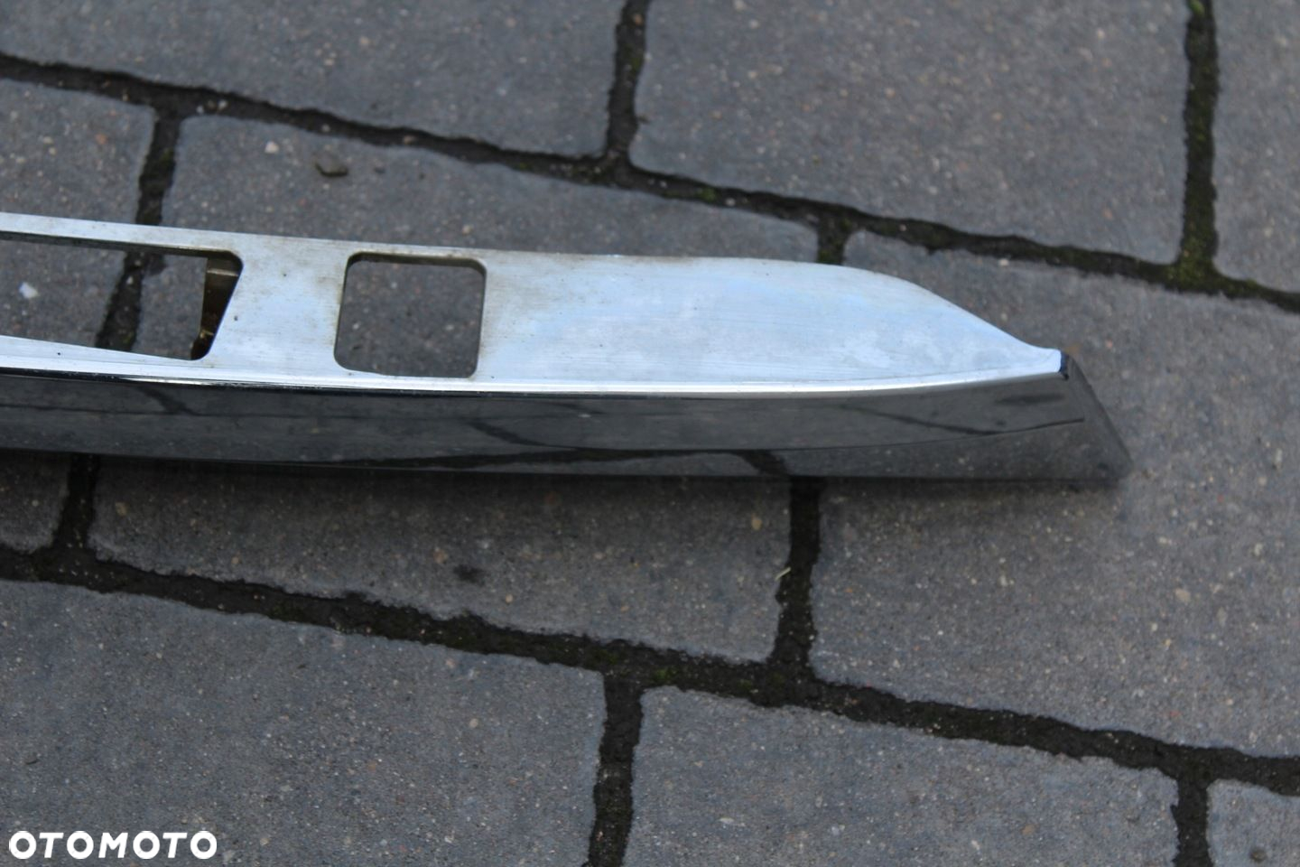 AVENSIS T27 SEDAN LIFT LISTWA BLENDA OŚWIETLENIA TABLICY REJ 76801-05130 - 5