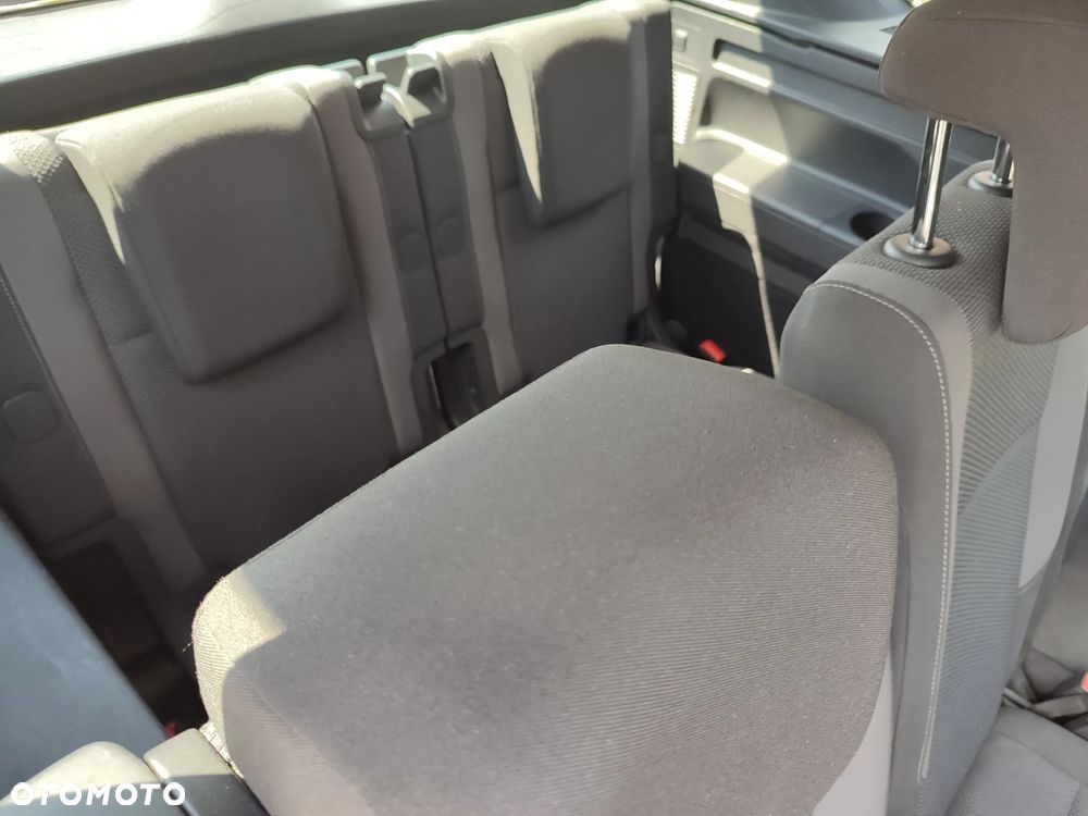 Volkswagen Touran 2.0 TDI SCR (BlueMotion Technology) Comfortline - 10