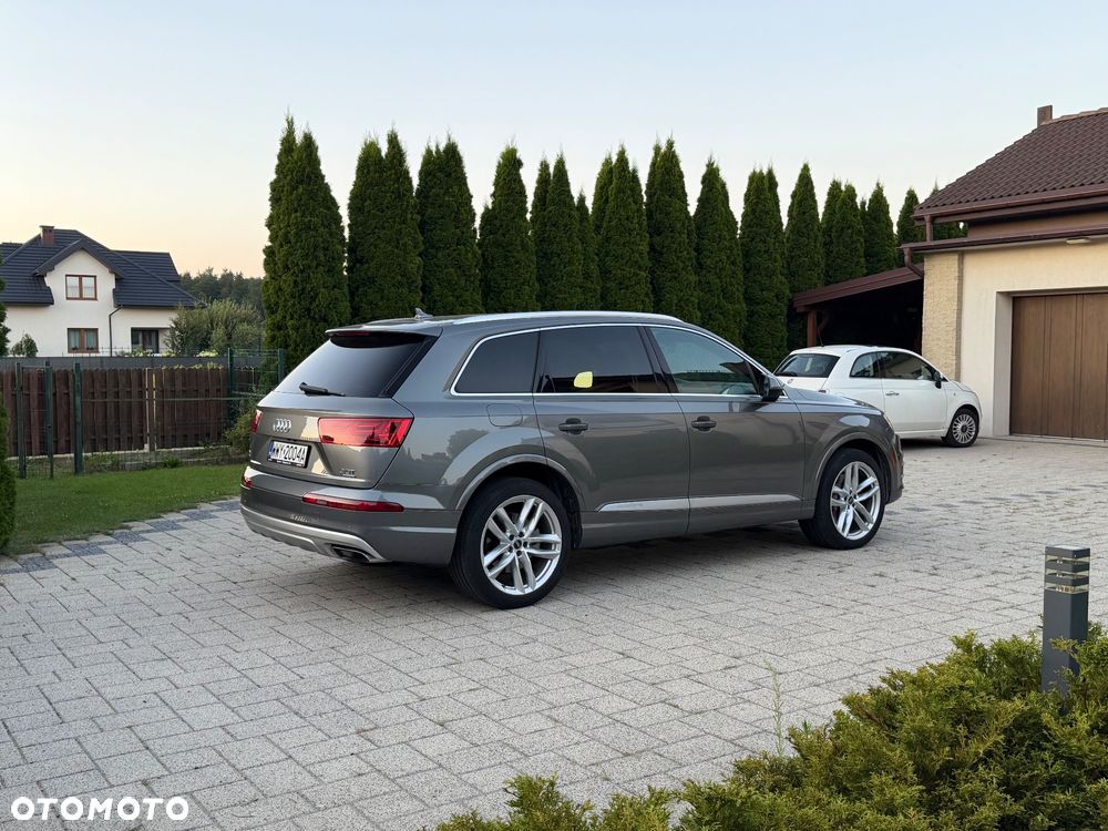 Audi Q7 - 6