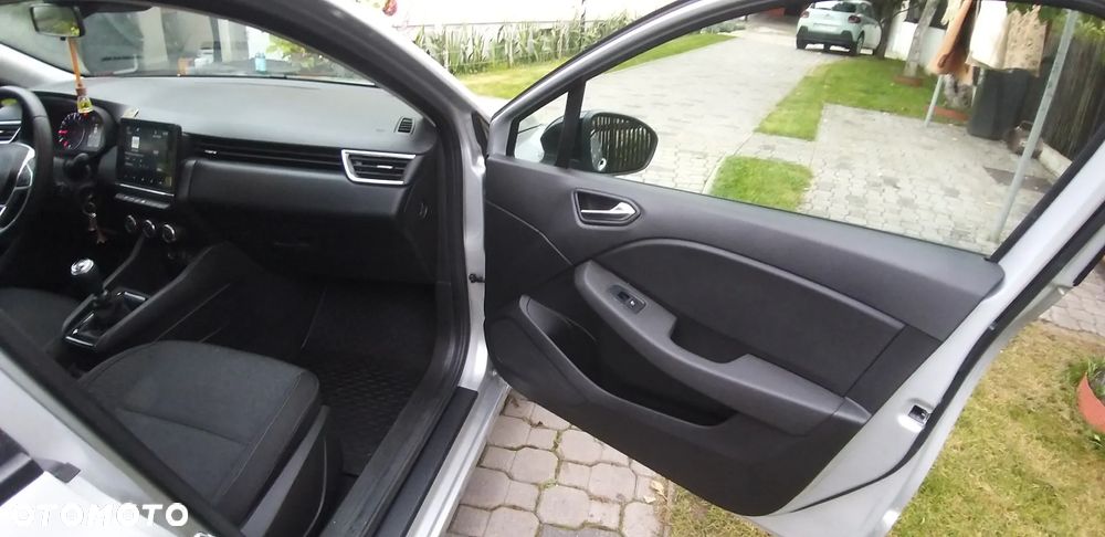 Renault Clio - 14