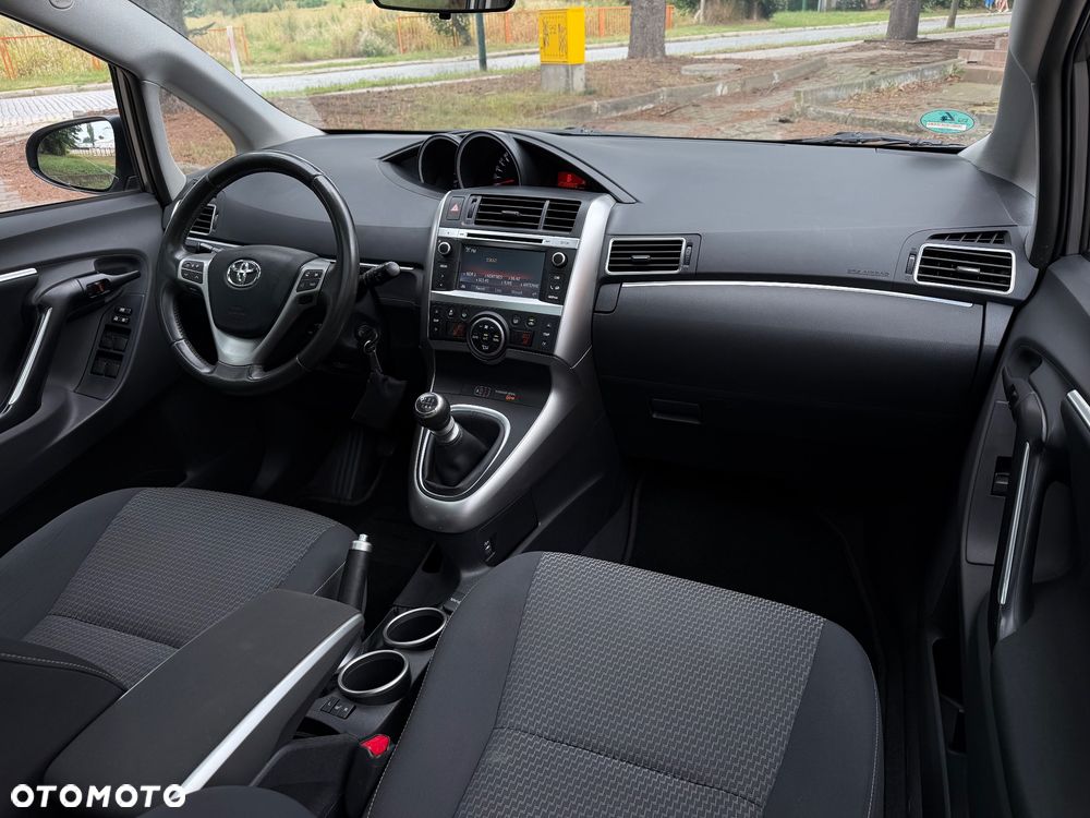 Toyota Verso 1.6 D-4D 5-Sitzer Start/Stop Skyview Edition - 6