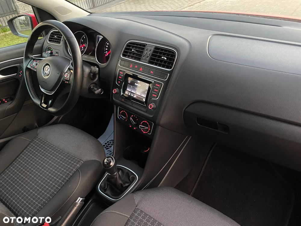 Volkswagen Polo 1.2 TSI BMT Comfortline - 31