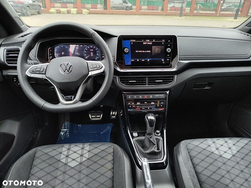 Volkswagen T-Cross - 13
