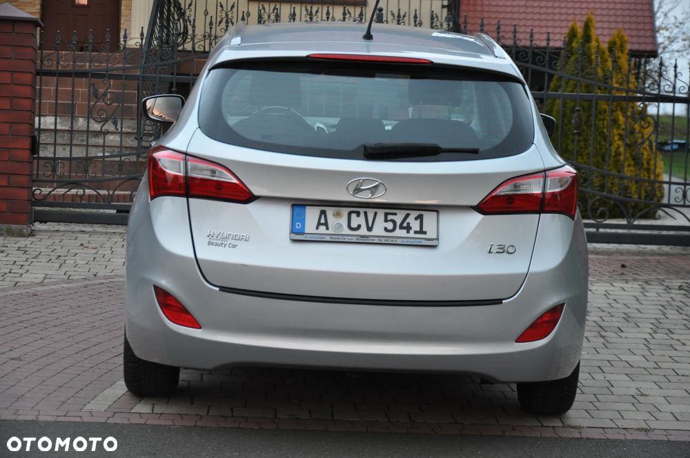 Hyundai i30 1.4 Comfort - 11