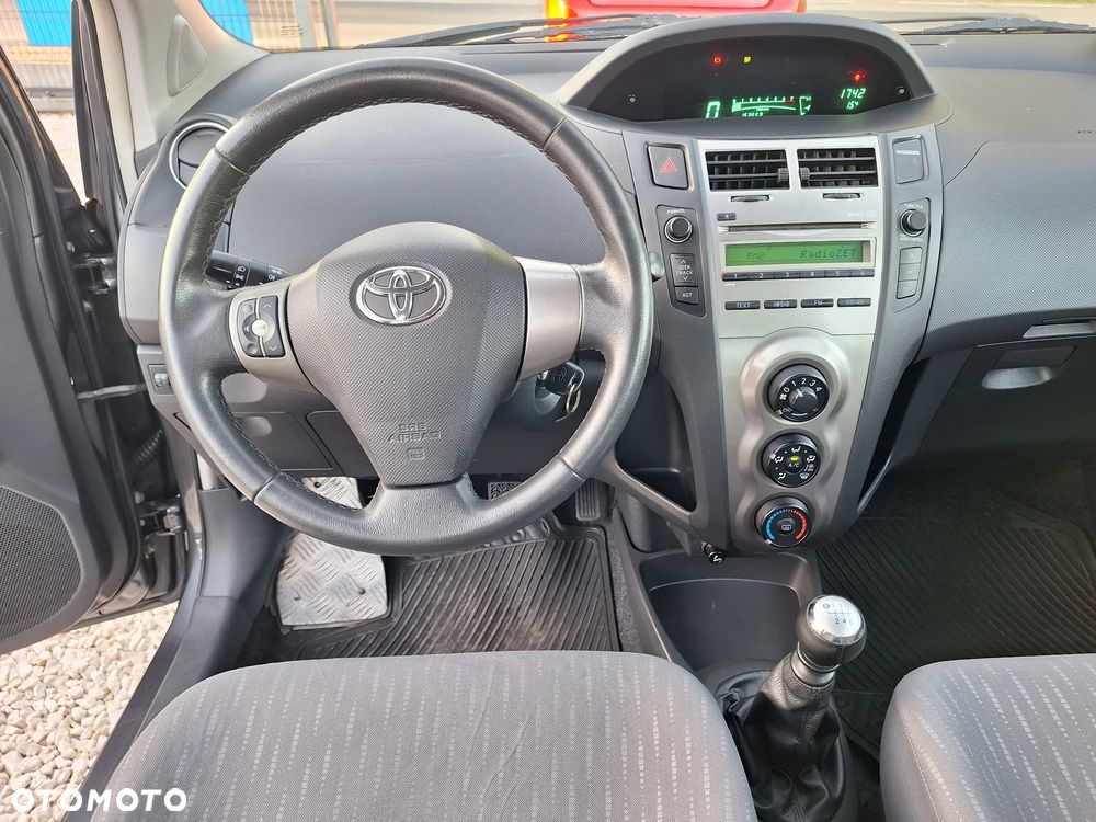 Toyota Yaris 1.33 Luna - 20