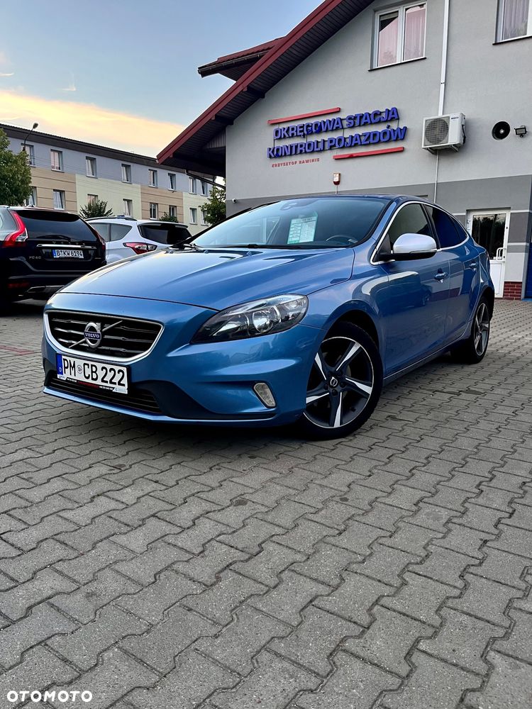 Volvo V40 T2 RDesign - 2