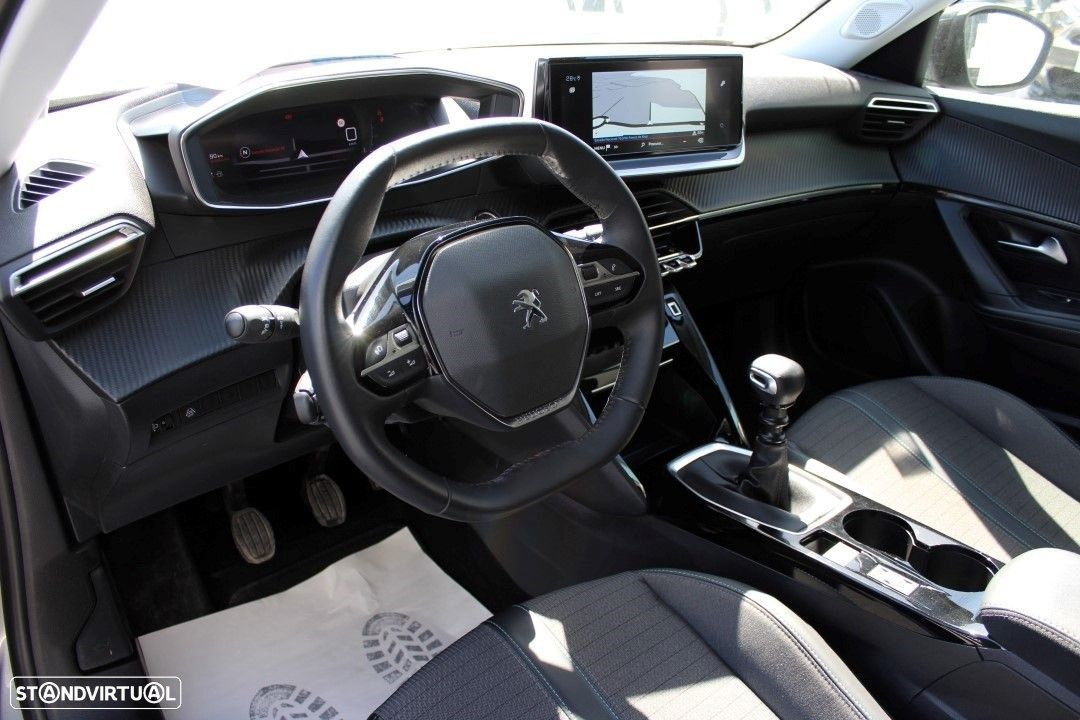 Peugeot 2008 1.2 PureTech Allure Pack - 6