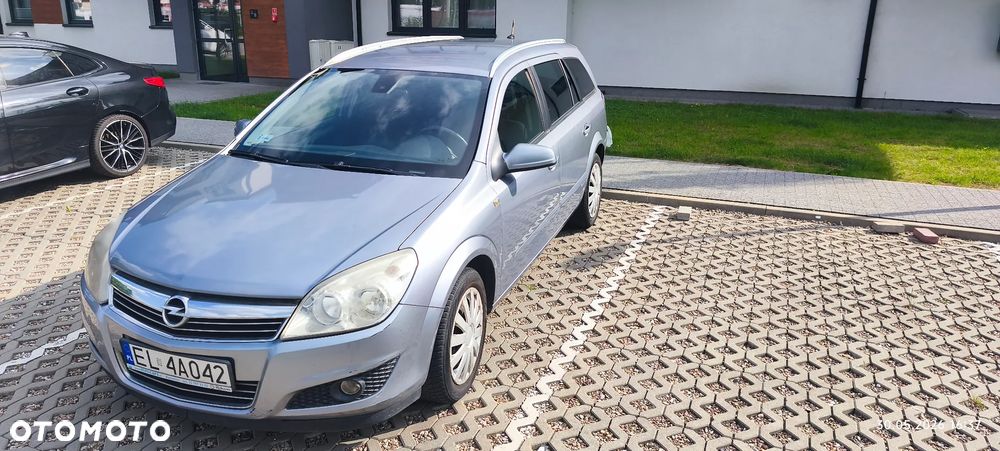 Opel Astra 1.8 NAVI - 1