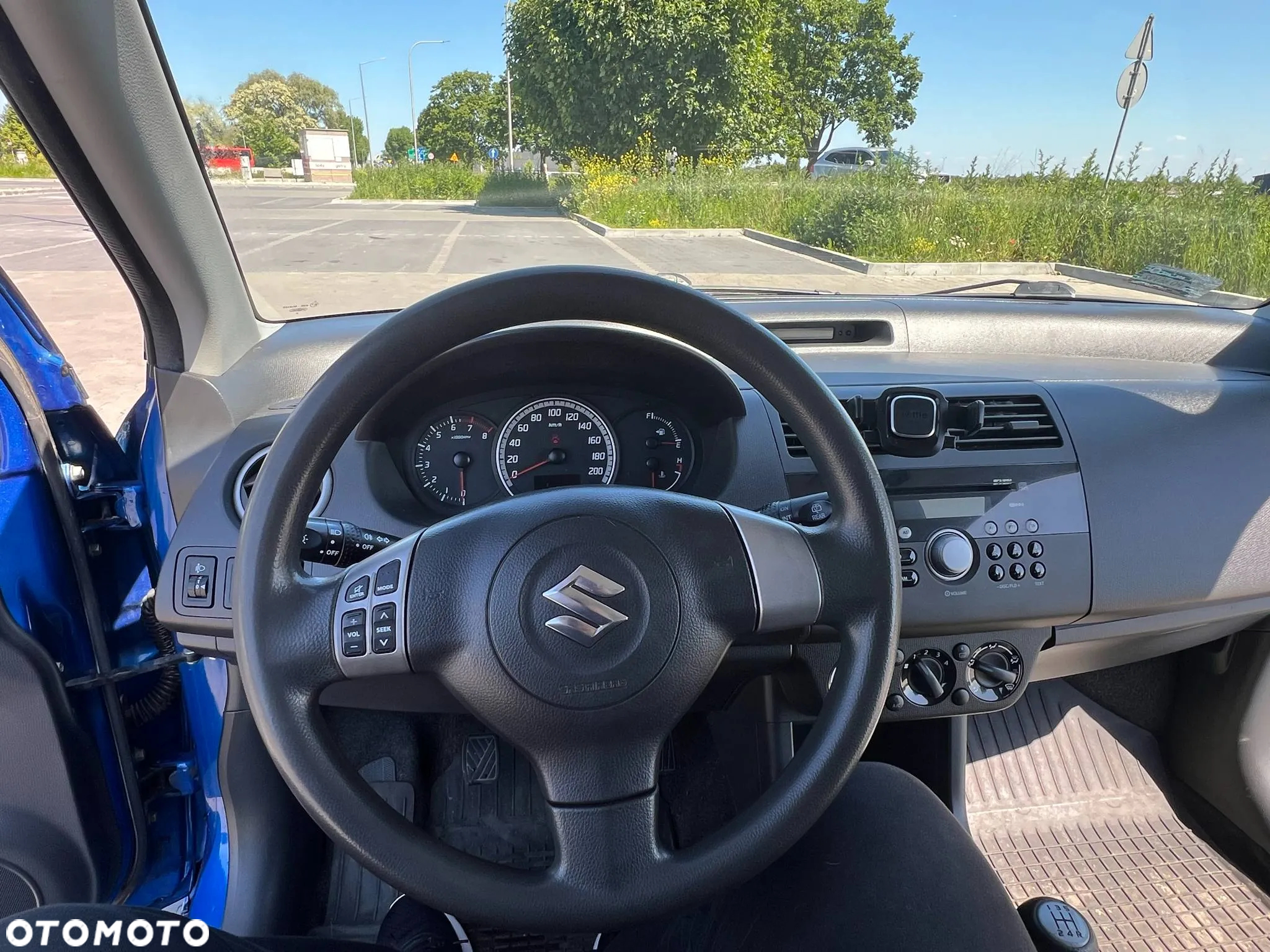 Suzuki Swift 1.3 GC - 9
