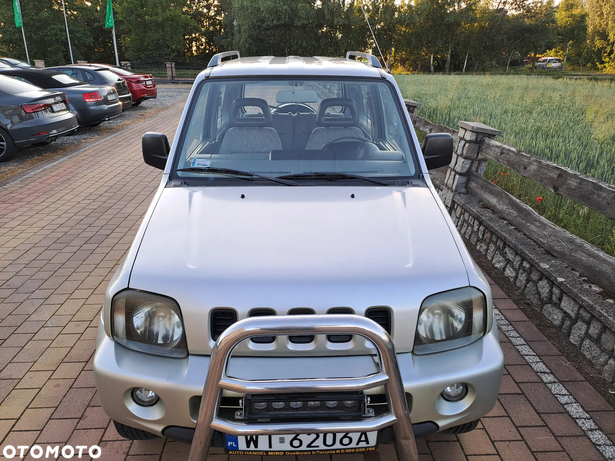 Suzuki Jimny - 10