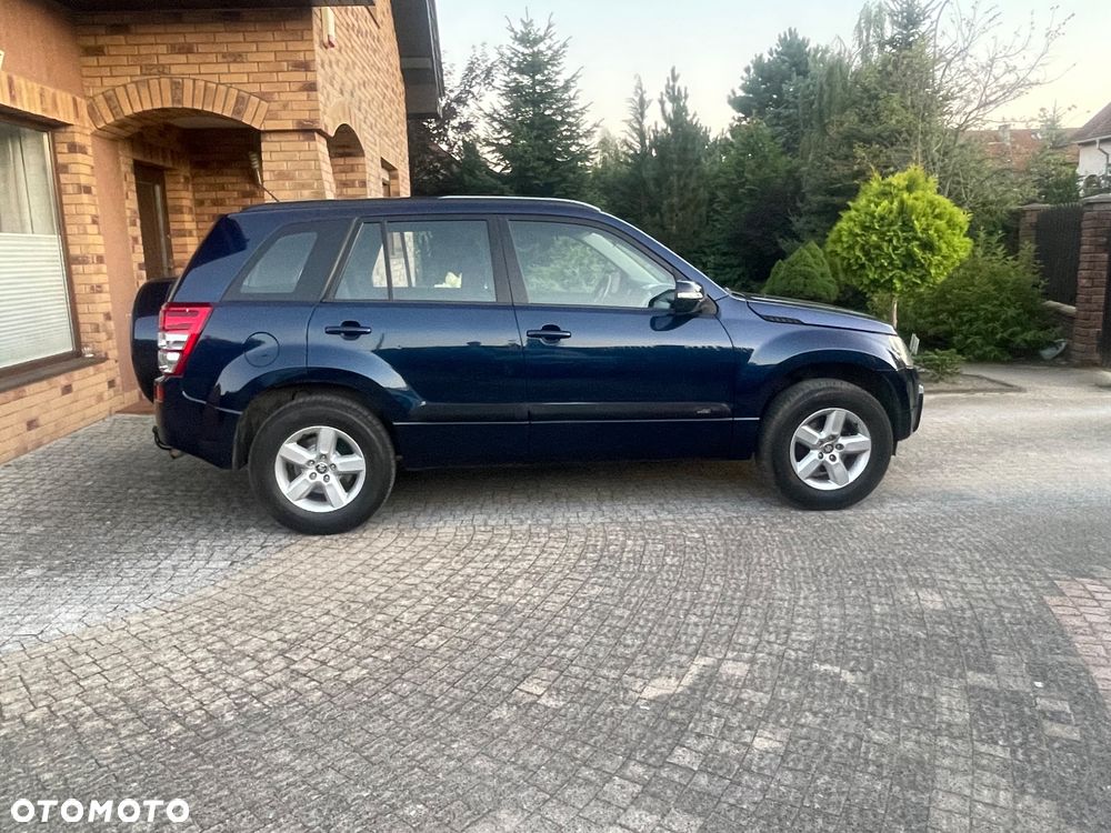Suzuki Grand Vitara 2.0 De luxe - 3