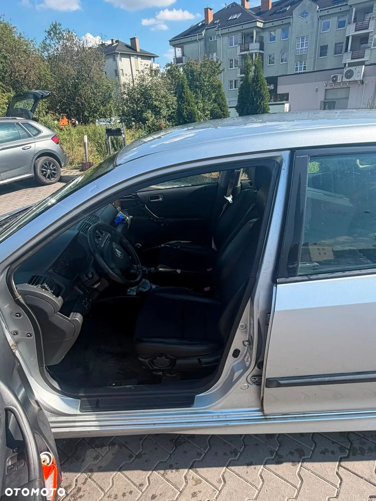 Honda Civic 1.4i S - 7