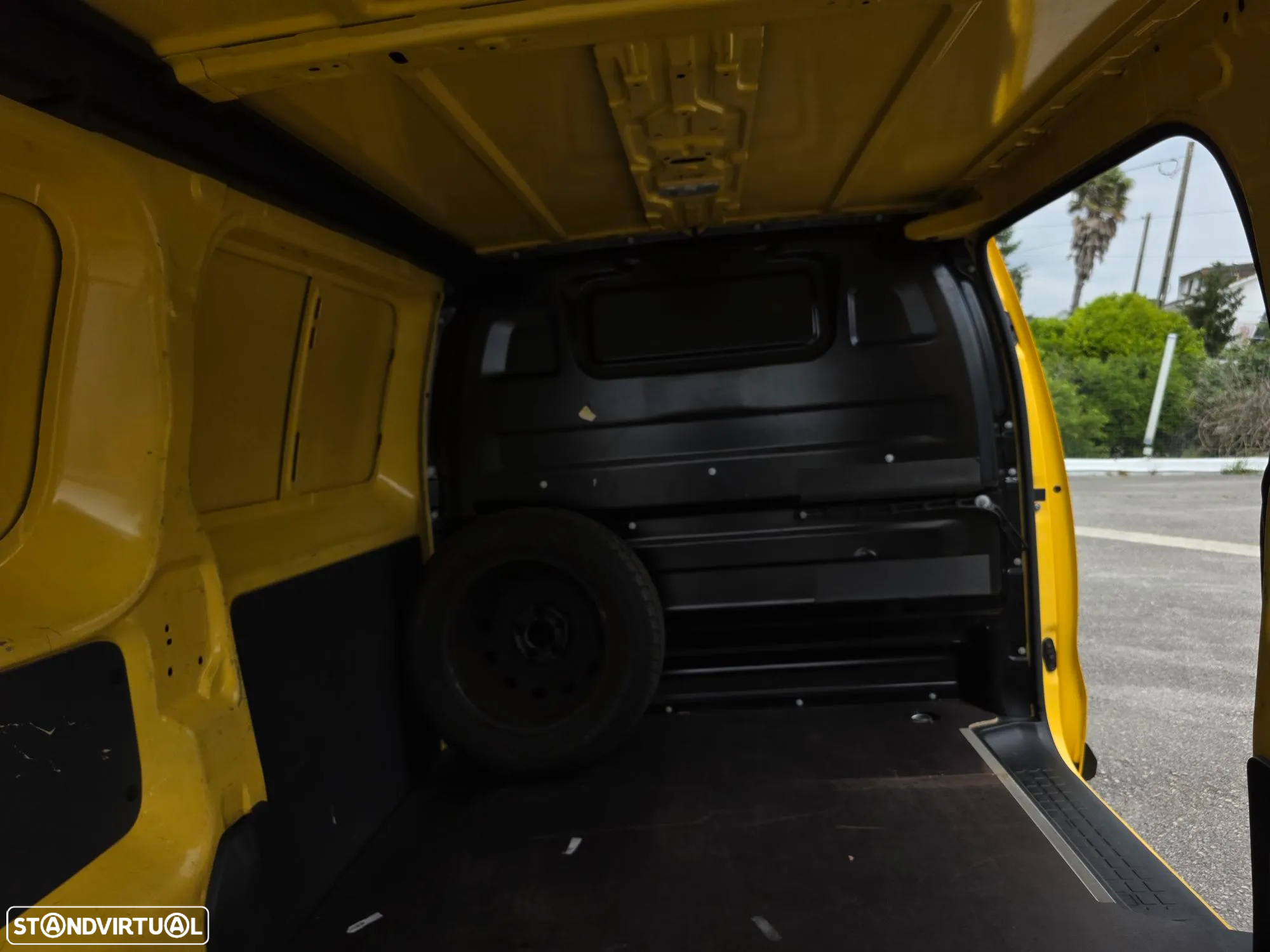 Citroën JUMPY 1.6 BLUEHDI M CLUB 115cv - 14