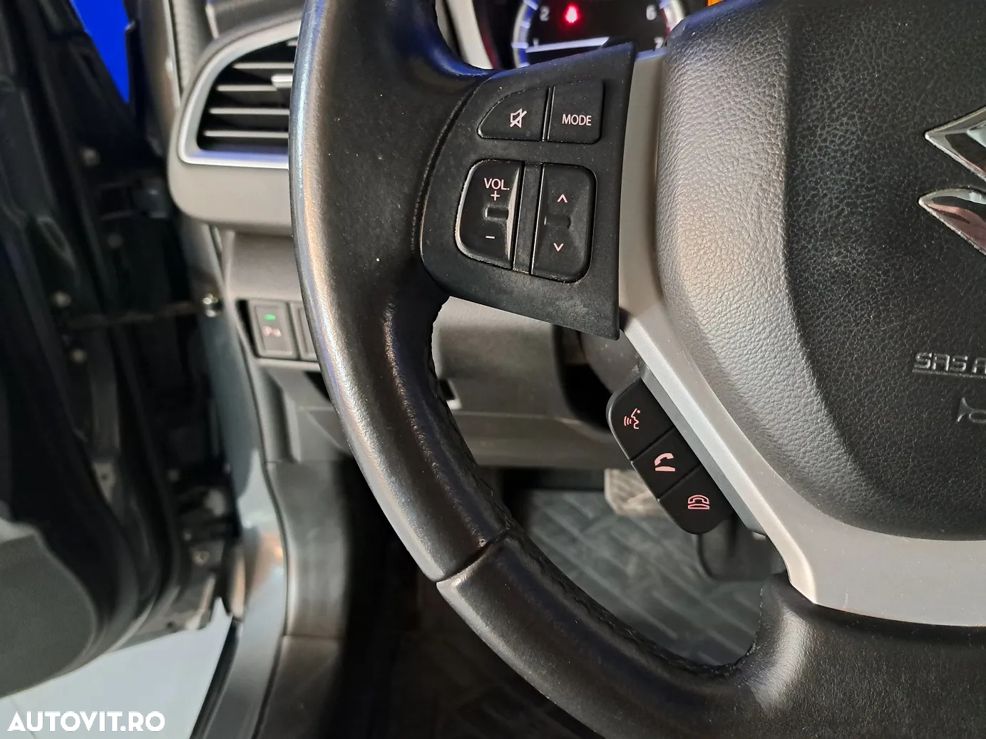 Suzuki SX4 S-Cross - 12