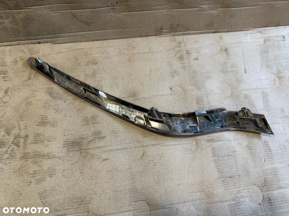 Listwa chrom pod lampę Renault Captur II lewa 620752010R prawa 620747303R OE - 3