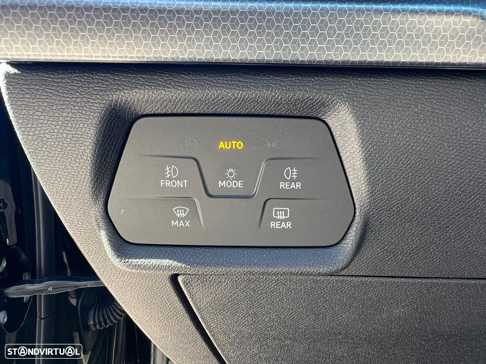 SEAT Leon ST 2.0 TDI Style - 12