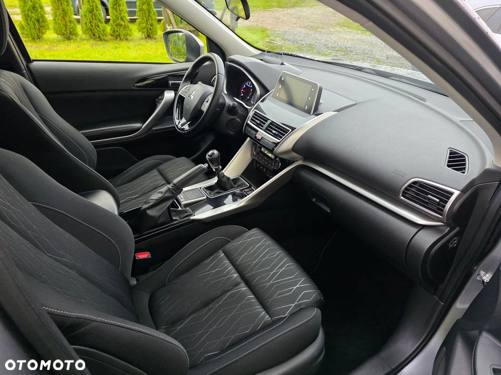 Mitsubishi Eclipse Cross 1.5 T Invite Plus - 8