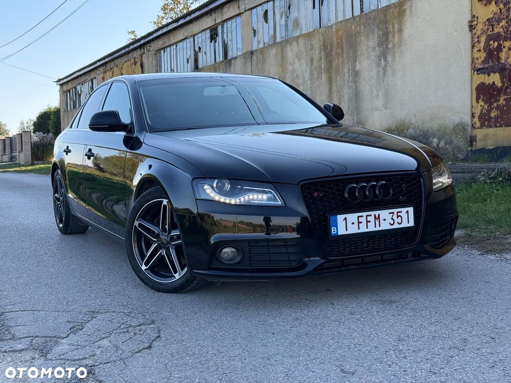 Audi A4 Limousine - 1