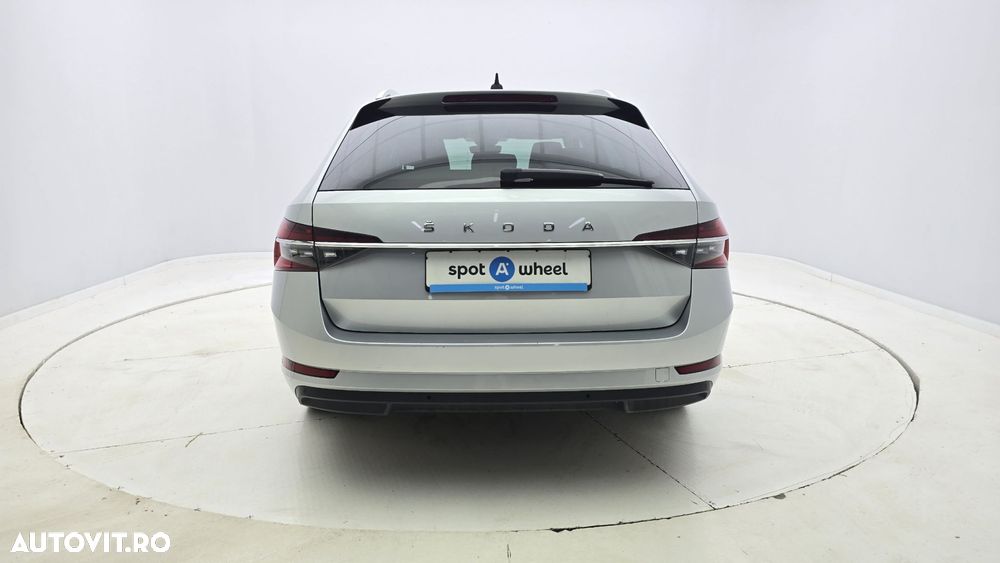 Skoda Superb Combi 2.0 TDI DSG Style - 7