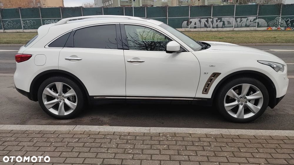 Infiniti QX70 3.7 S Premium EU6 - 7