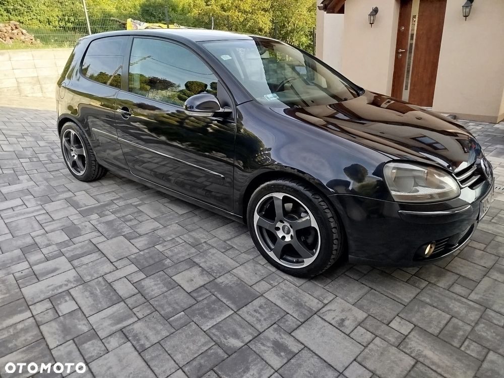 Volkswagen Golf - 2