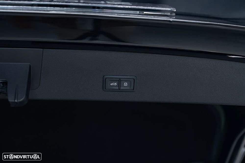 Audi Q8 e-Tron Sportback 50 quattro S line - 12