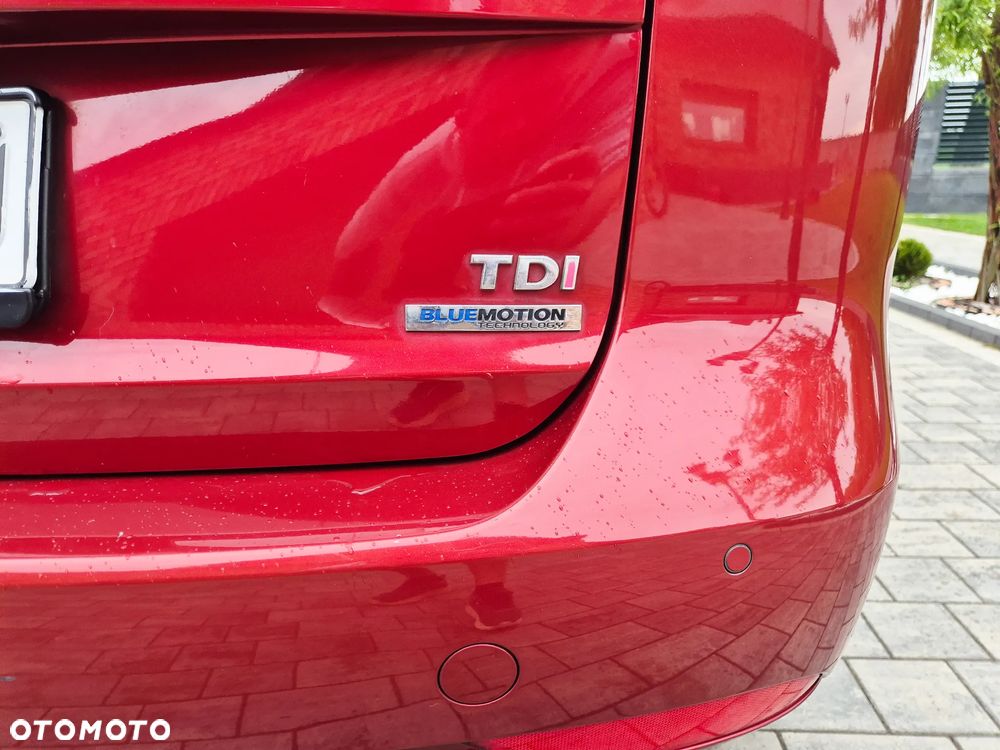 Volkswagen Touran 1.6 TDI DPF DSG MATCH - 38