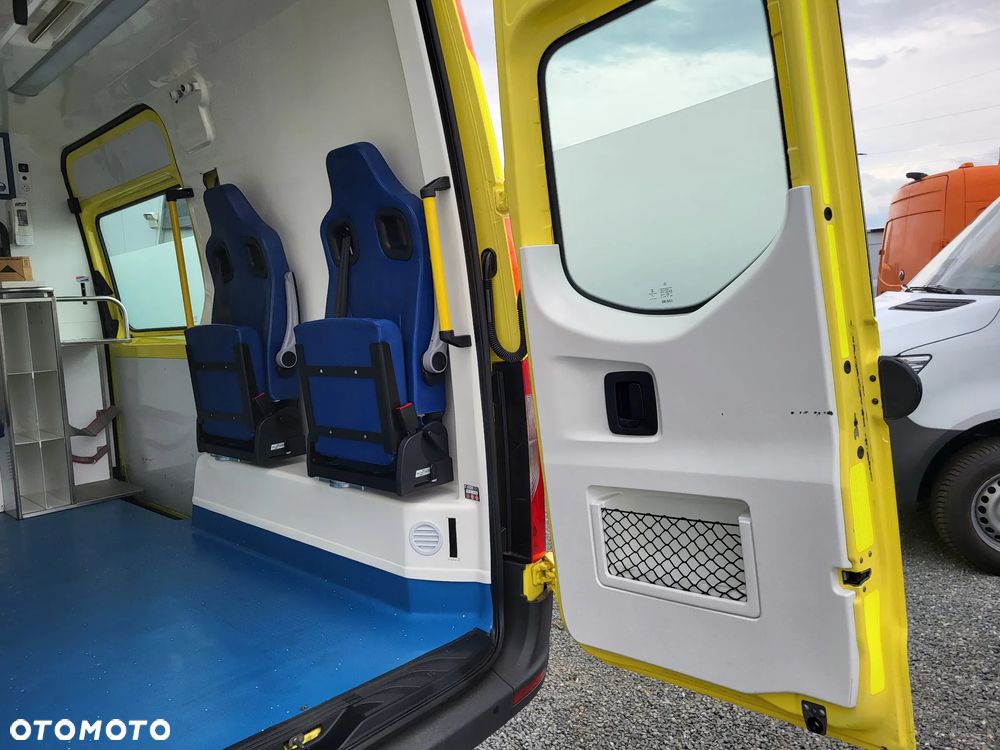 Mercedes-Benz SPRINTER 907- 319 V6 CDI-KARETKA - AMBULANS-AUTOMAT - 13