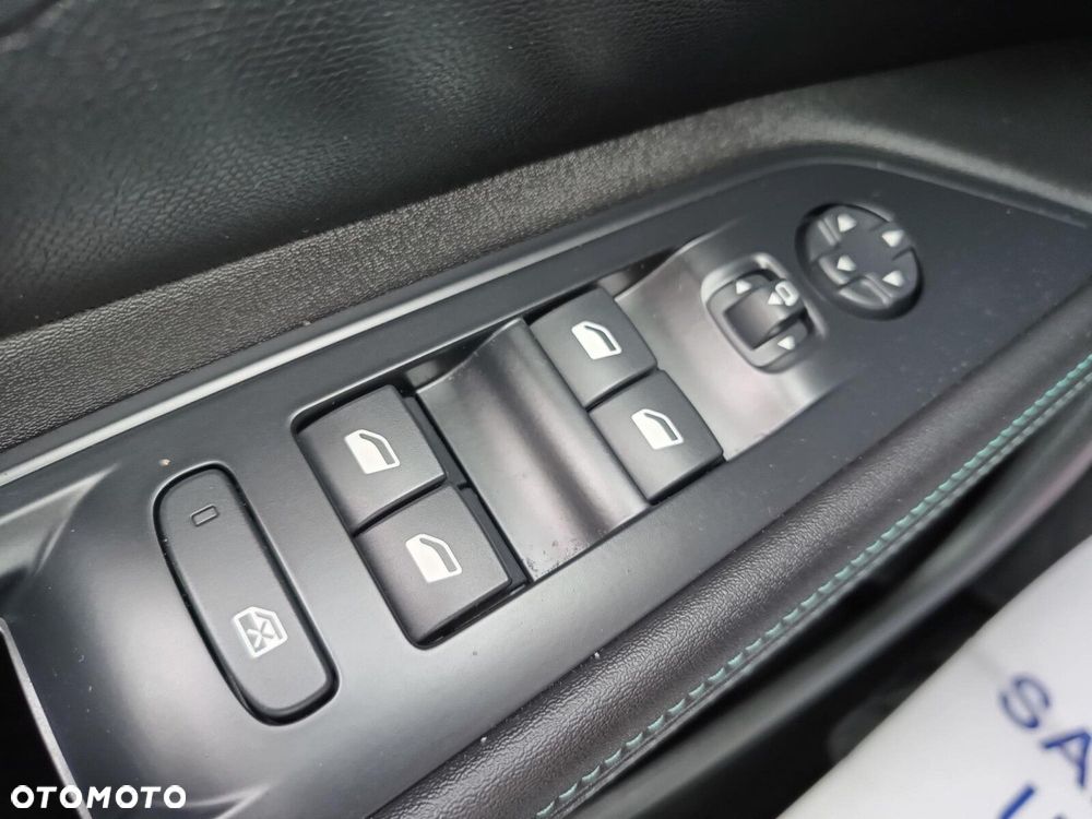 Peugeot 5008 1.5 BlueHDi Allure S&S EAT8 - 22