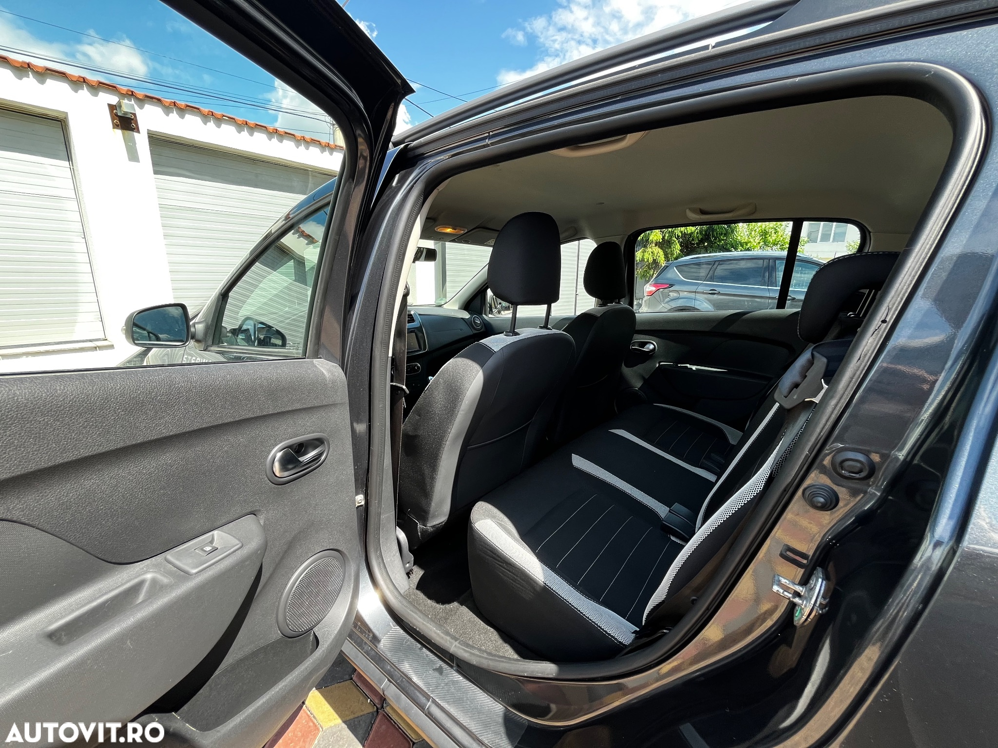 Dacia Sandero Stepway TCe 90 Prestige - 12