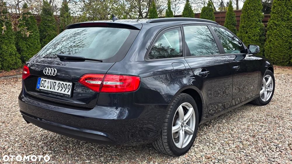 Audi A4 Avant - 13