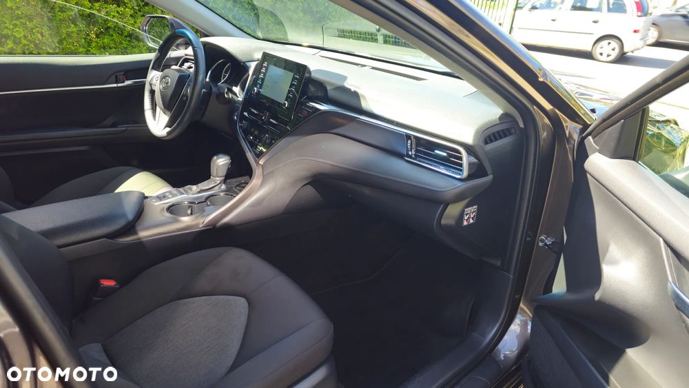 Toyota Camry 2.5 Hybrid Comfort CVT - 7