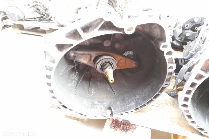Cutie viteze manuală cu 6 trepte BMW Seria 1 E81/E82/E87/E88 [faceli - 1