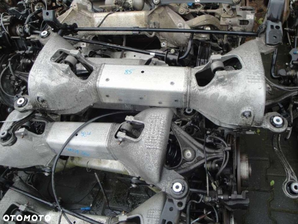 CITROEN C5 III BELKA ZAWIESZENIA TYLNEGO GOŁA P-Ń