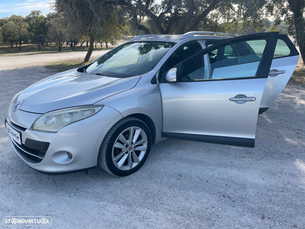 Renault Mégane Sport Tourer - 12