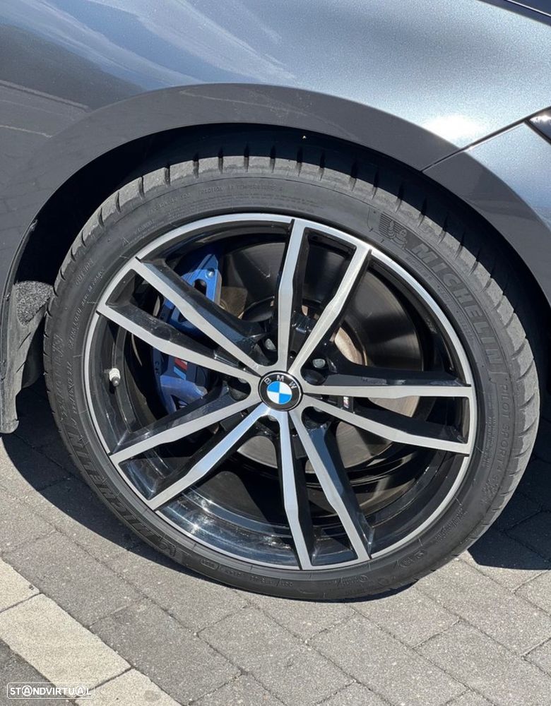 BMW 330 e iPerformance Pack M - 10
