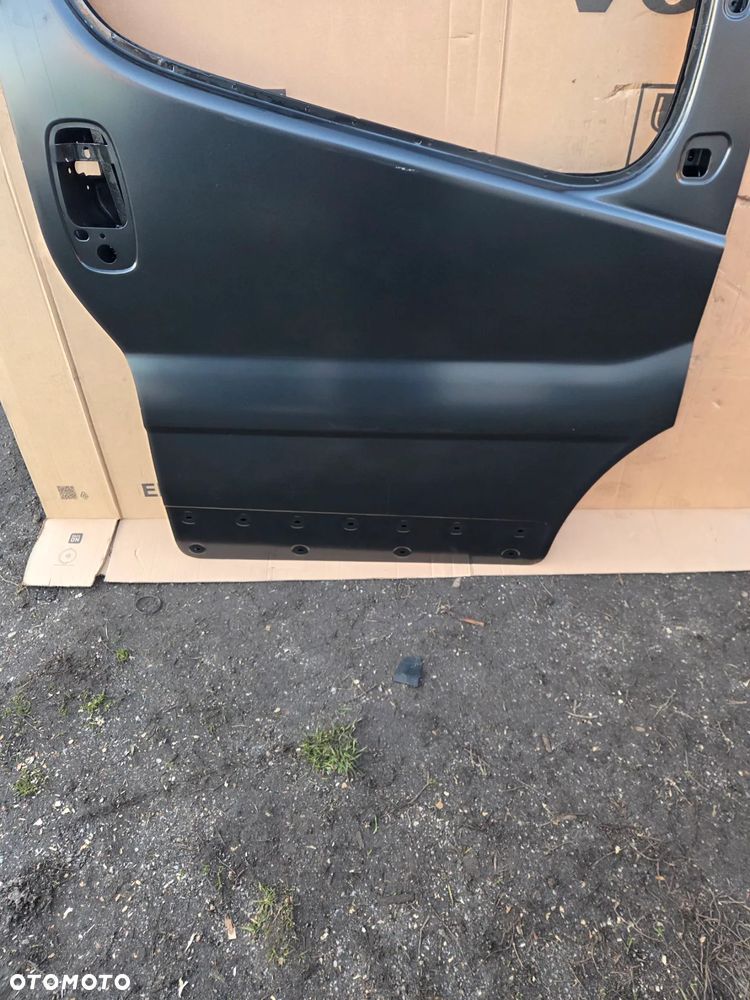 Drzwi prawe prawy przód przednie Renault Trafic II Opel Vivaro A Nissan Primastar I 91159906 93194148 - 5