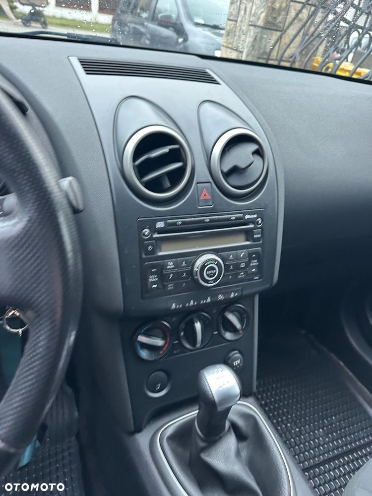 Nissan Qashqai 1.6 visia - 15