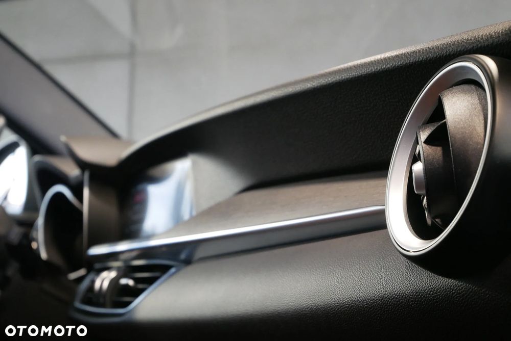 Alfa Romeo Stelvio 2.0 Turbo TI Q4 - 28