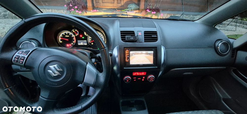 Suzuki SX4 - 15